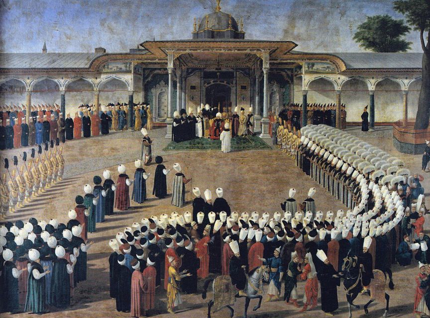 Istanbul: Topkapi Palace Guided Tour - Meeting the guide near Sultanahmet