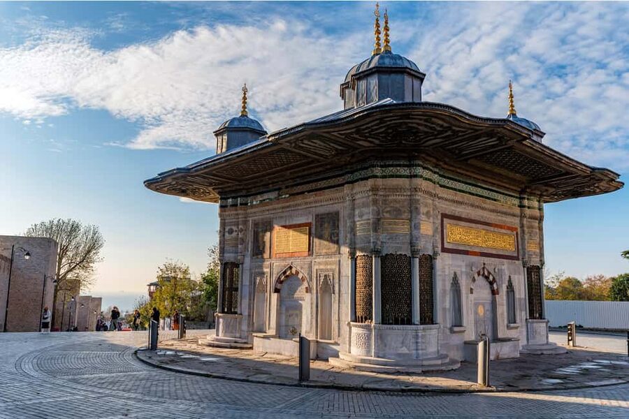 Istanbul: Topkapi Palace & Harem Museum Ticket & Audio Guide - What the audio guide adds, and where it falls short