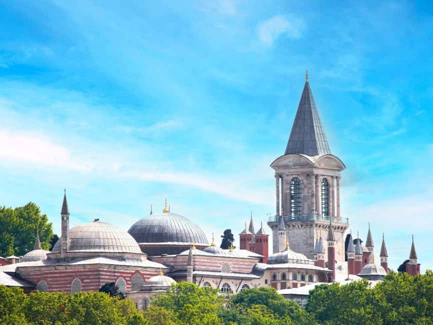 Istanbul: Topkapi Palace & Harem Tour Skip-the-Line Ticket - Hagia Irene and the spaces beyond the palace rooms