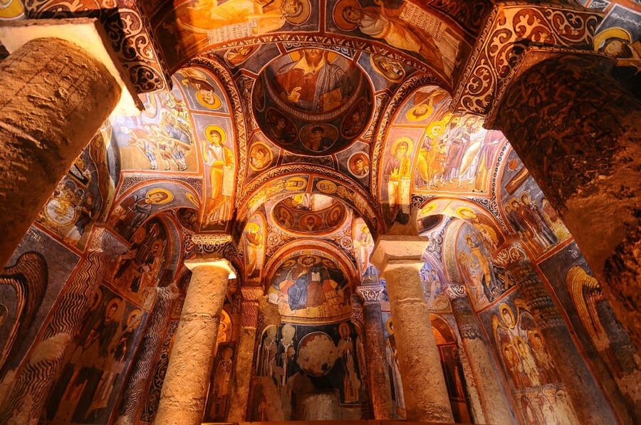 Istanbul: Tour of Hagia Sophia and Blue Mosque By Night - Should you book the Hagia Sophia and Blue Mosque tour?