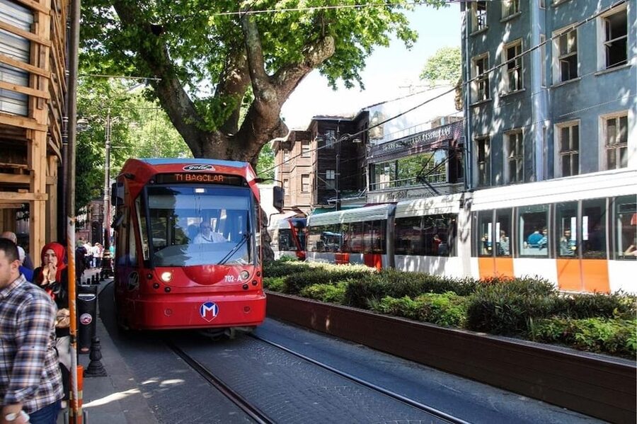 Istanbul TRANSPORTATION PASS: between Airport, City &Islands - Arriving from Istanbul Airport on the Havaist shuttle