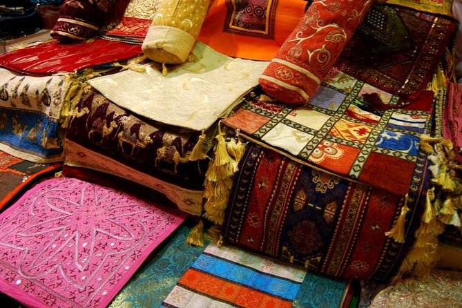 Istanbul Turkish Shopping Experience - Starting at the German Fountain