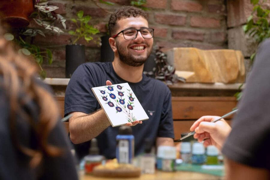 Istanbul: Turkish Tile Painting & Ceramic Workshop w/ Snacks - Tea, coffee, and Turkish snacks at the table
