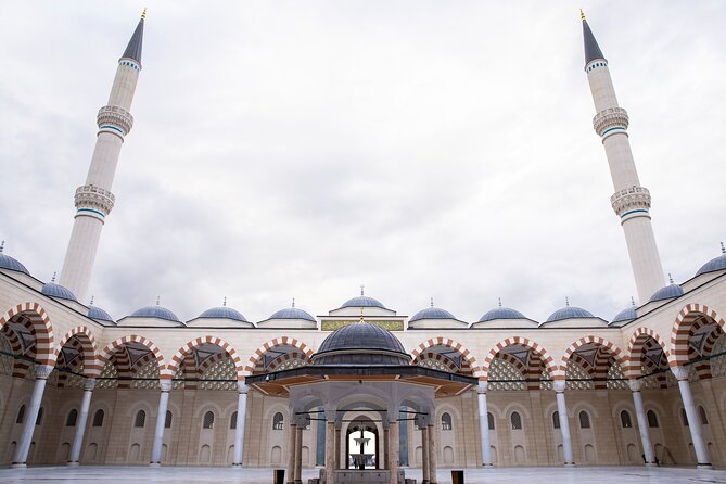 Istanbul Two Continents Tour By Bus And Bosphorus Cruise - Timing, pickup, and comfort details