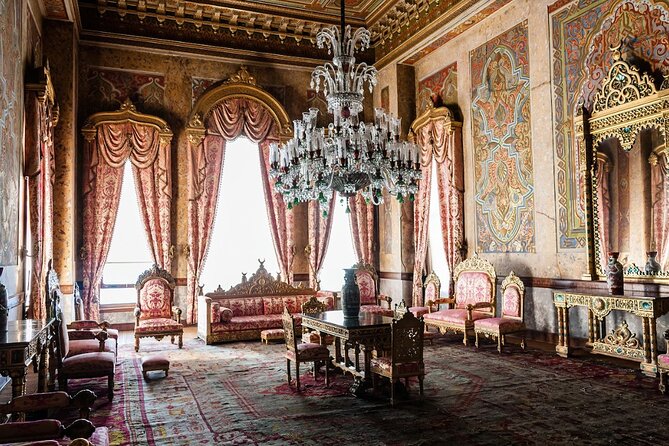 Istanbul Two Continents Tour with Lunch and Bosphorus Cruise - Lunch: a useful pause in a full schedule