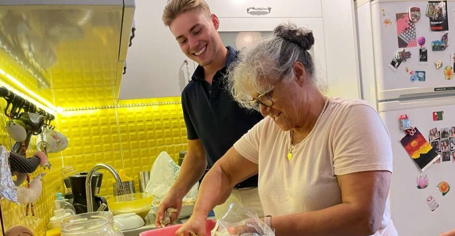 Istanbul: Vegan/Vegetarian Cooking Class with Locals at Home - Making vegan kokoreç from a Turkish street-food idea