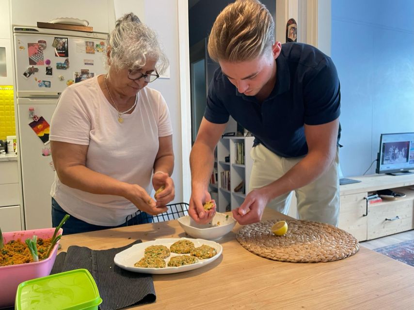 Istanbul: Vegan/Vegetarian Cooking Class with Locals at Home - A shared meal, not just a cooking lesson