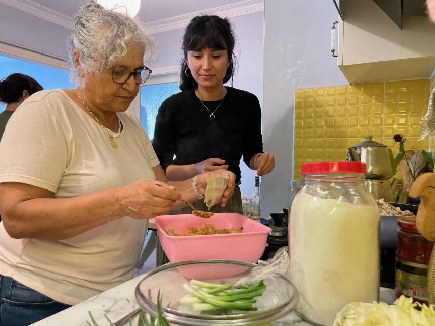 Istanbul: Vegan/Vegetarian Cooking Class with Locals at Home - Practical details that affect your visit