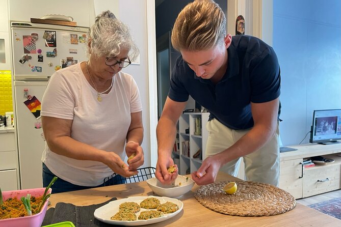 Istanbul Vegan/Vegeterian Cooking Class with Locals at Home - Vegan dürüm: a familiar format with a plant-based filling