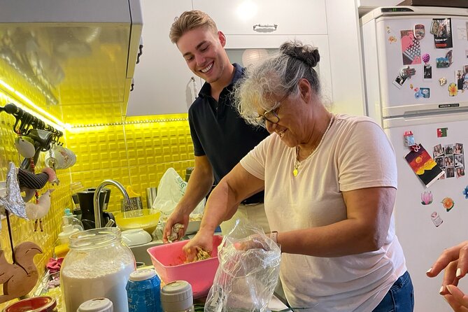 Istanbul Vegan/Vegeterian Cooking Class with Locals at Home - Kısır, dolma, mücver, and the wider menu
