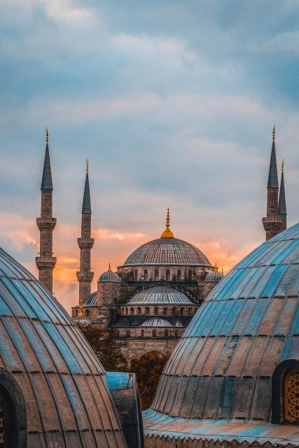 Istanbul Walking Tour: Discovering Old Town - Basilica Cistern and the Medusa heads