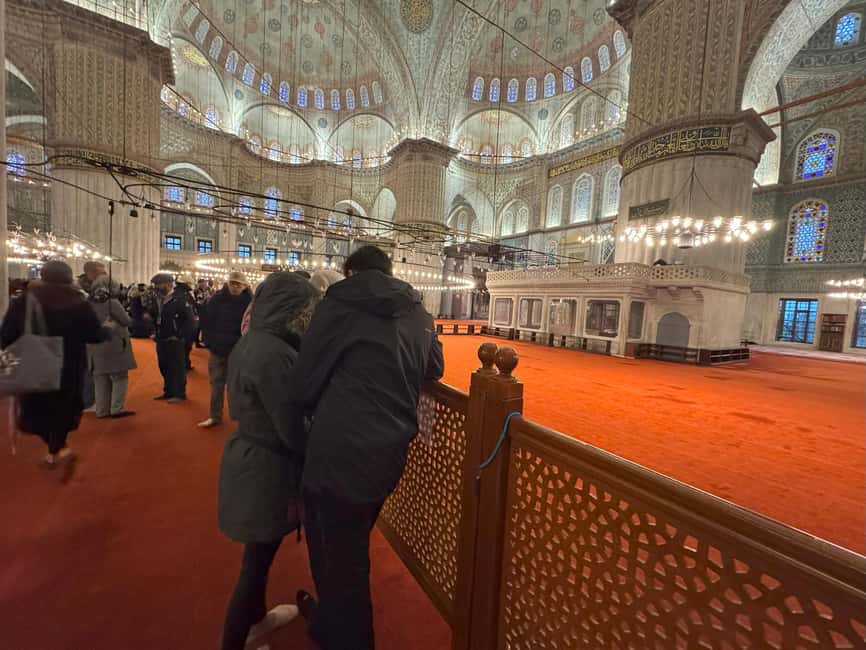 Istanbul Walking Tour: Mosques, Palace, Cistern with Lunch - The Blue Mosque and its blue tilework