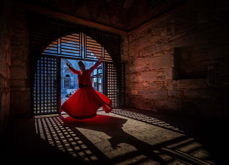 Istanbul:Whirling Dervish Ceremony, Mystical Sufi Experience - What the white skirts and turning mean
