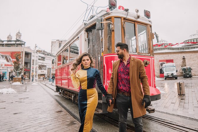 Love in Istanbul: Perfect Photo Moments at Iconic Locations - Key points to know before you book
