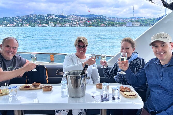 Luxury Bosphorus Yacht Tour – Asian Side Stop & Exploration - Anadolu Hisarı, Küçüksu, and Beylerbeyi