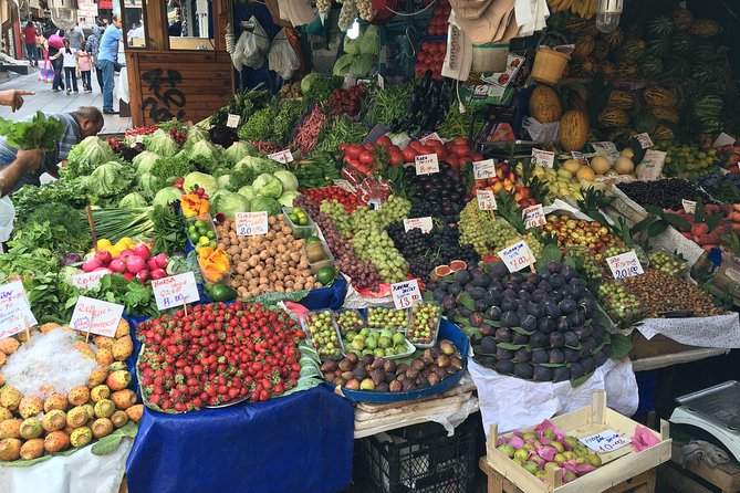 Luxury Private and Guided Istanbul Food Tour with a local guide - Lunch in Karakoy: Turkish dishes or kebabs