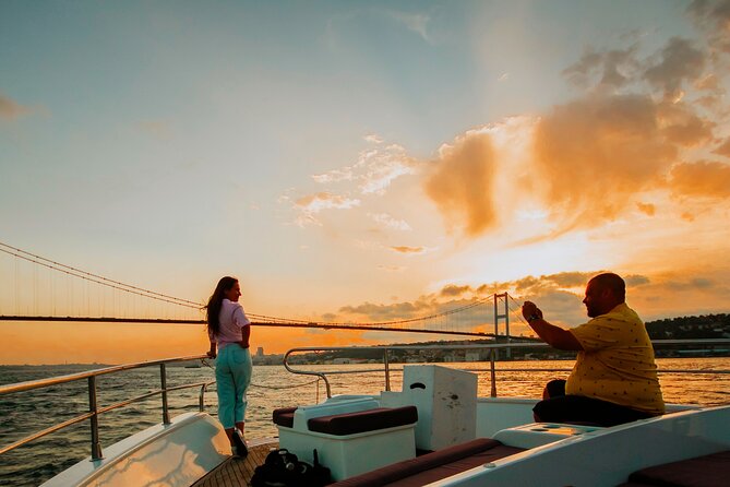 Luxury Sunset Yacht Cruise on the Bosphorus – Refresh & Relax - Tea, baklava, and what is actually included