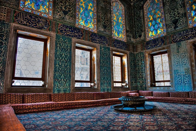 Magical Sights of Istanbul Private Walking Tour - Starting with the Hippodrome and Blue Mosque
