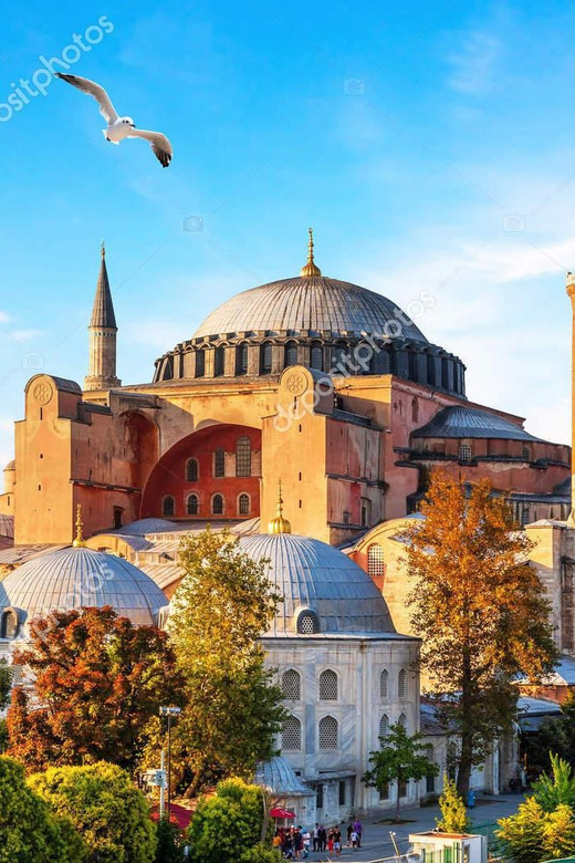 Magnificent Mosques of Istanbul - The Blue Mosque and the story behind its nickname