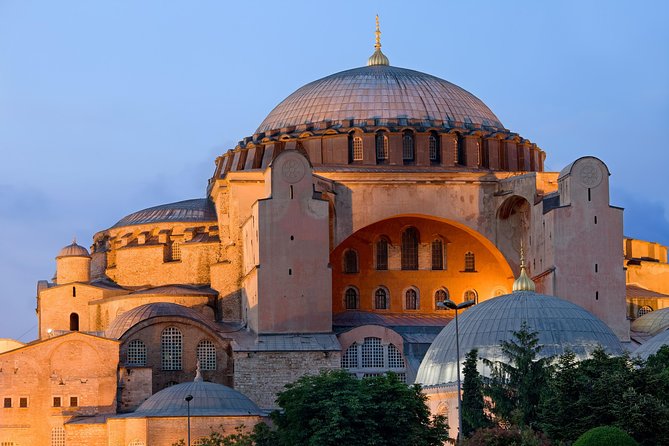Morning Istanbul: Half-Day Tour with Blue Mosque, Hagia Sophia, Hippodrome and Grand Bazaar - Blue Mosque: tiles, minarets and mosque etiquette