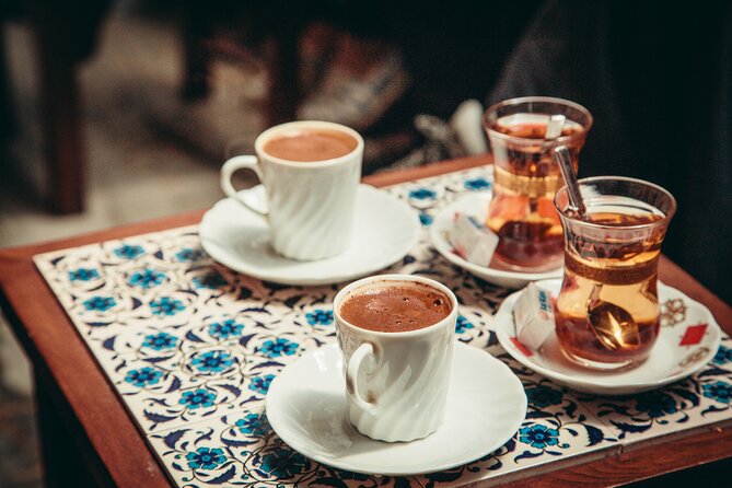 Must See in Istanbul: Private Full-Day Experience & Local Lunch - Local lunch and a welcome pause