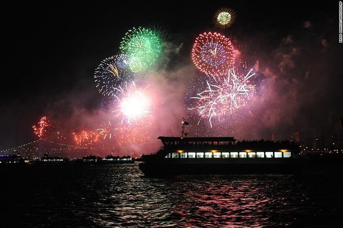New Year's Eve dinner cruise & party on Bosphorus, Istanbul 2026 - The practical side of the evening