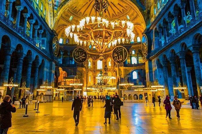 Old City Tour Professional Guide All Entrance Tickets Included - Topkapı Palace: the stop that needs the most time