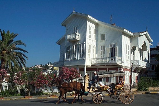Princes' Islands Tour from Istanbul - Heybeliada: a short first taste