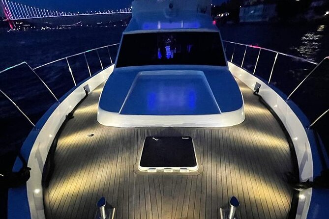 Private 2-Hour Bosphorus Cruise with Yacth - What the $176.72 price means