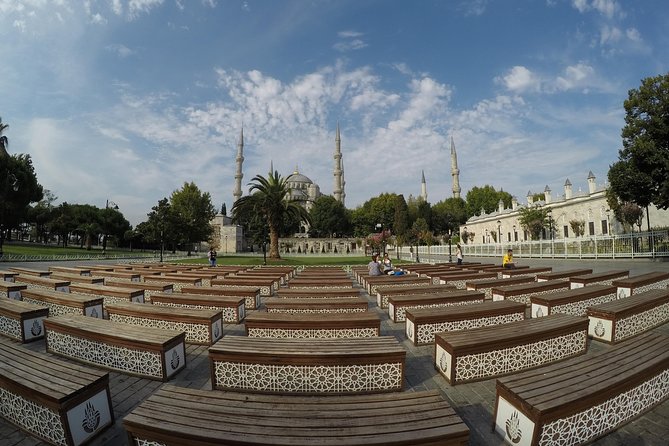 Private 5-6h: Topkapi + Hagia Sophia + Blue Mosque + Grand Bazaar - What the private guide adds
