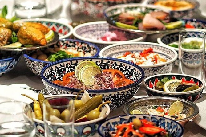 Private and guided Istanbul food tour - Taste of Istanbul - Eating through Kadikoy’s market streets