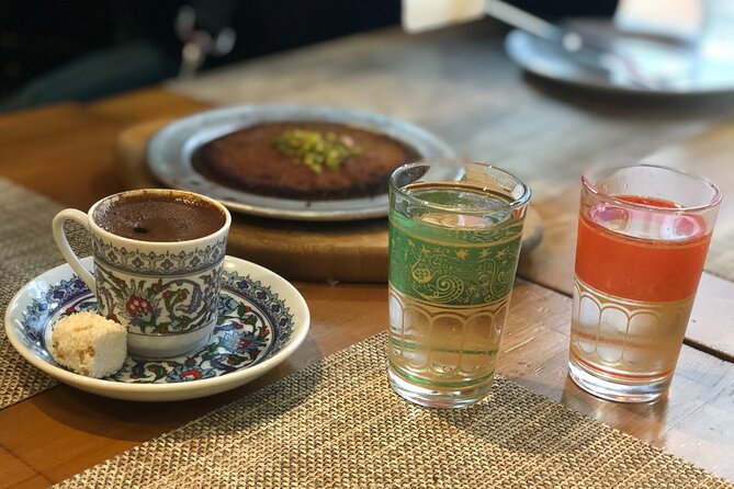 Private and guided VEGETARIAN / VEGAN tour of Istanbul - Who should book this food tour