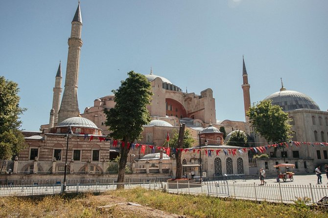 Private City Kickstart Tour: Istanbul - Topkapi Palace: the Ottoman seat of power