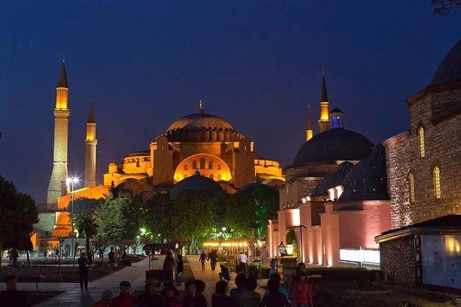 Private Guided 2 Day Istanbul Tour - Spices, sweets, and local trade at Misir Carsisi