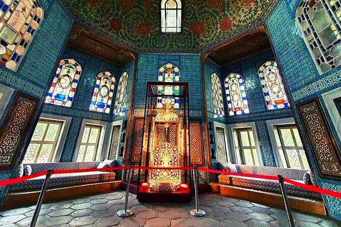 Private Guided Basilica Cistern and Topkapi Palace with Skip Line - Who should book this tour