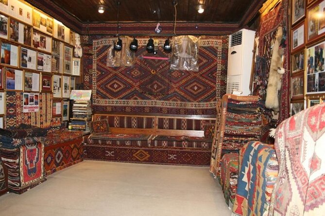 Private Guided Bazaar Tour in Istanbul - Jewelry workshops and Turkish design