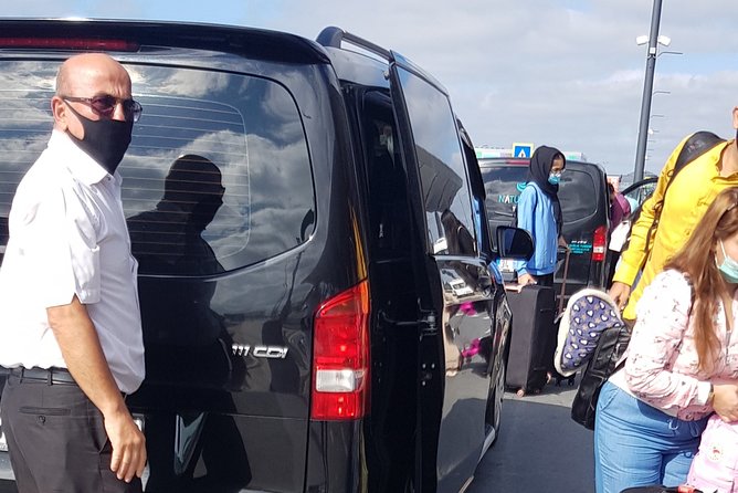 Private Istanbul Airport (IST) Arrival or Departure Transfer - The drive into central Istanbul