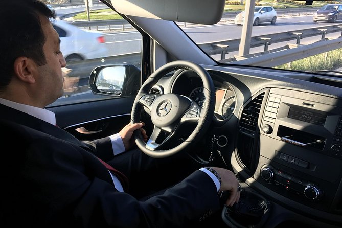 Private Istanbul Airport (IST) TransferS - The airport handoff can be smooth or confusing