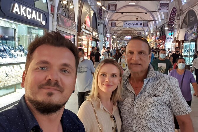 Private Istanbul Day Tour - Topkapi Palace and the Ottoman court