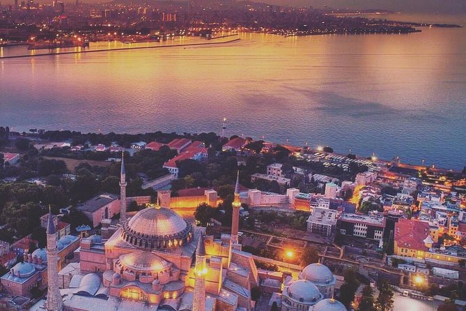 Private Istanbul Old City Tour - Sultanahmet Square and the city’s central stage