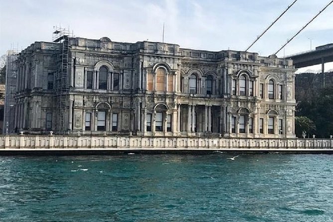 Private Istanbul Personalised Tour Licenced Guide and Vehicle - Pierre Loti Hill trades monuments for a wide view