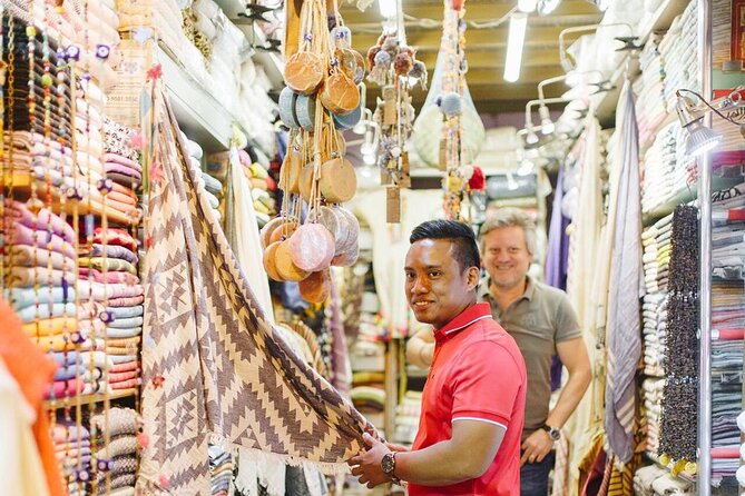 Private Istanbul Shopping Tour - Rugs, tiles and leather shopping - A four to five hour schedule
