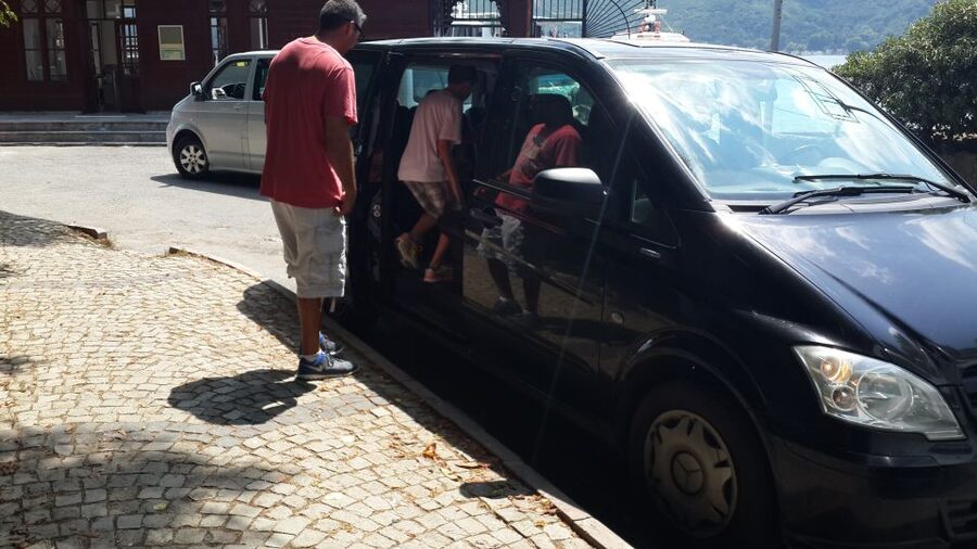 Private Istanbul Tour with Car and Guide - What the private car changes