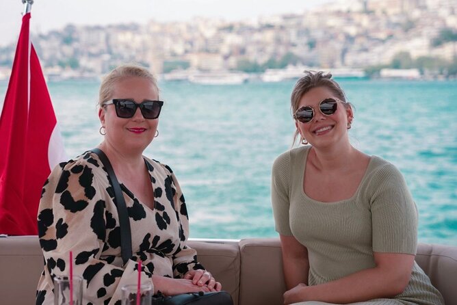 Private Luxury Yacht Cruise in Istanbul Bosphorus - Why the Bosphorus is worth seeing from a yacht