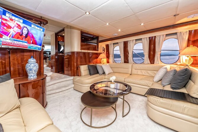 Private Luxury Yacht Cruise on Bosphorus - What the private yacht adds