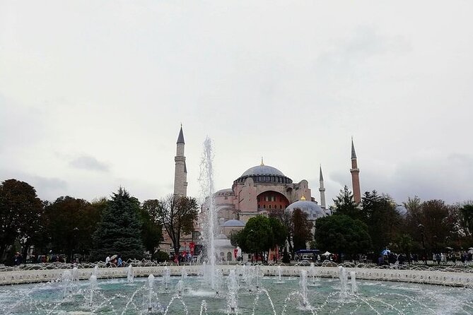 Private & Mini Group 7-8 Hours Guided Istanbul Tour / Cruise Port - Blue Mosque, with the dress rules in mind