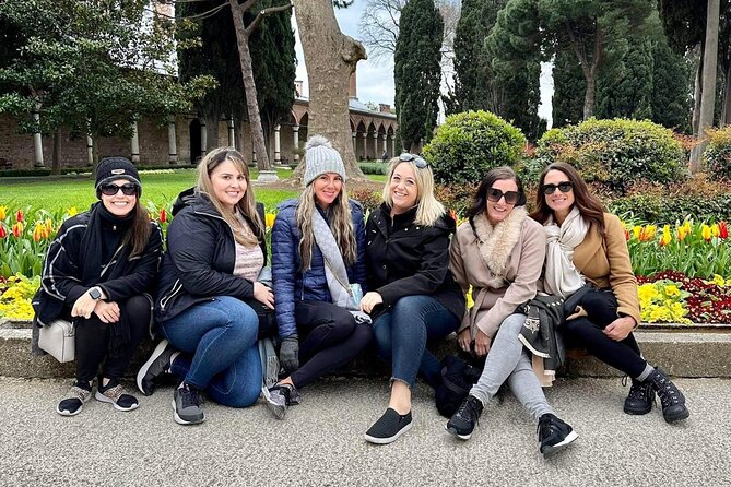 Private & Mini Group Istanbul 7 hours Tour with TRAM. Save time - Topkapi Palace, two hours with the Ottoman court