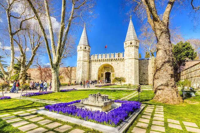 Private Old City Tour in Istanbul - Grand Bazaar: finish among trade and bargaining