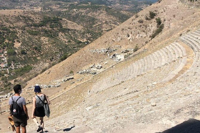 Private Pergamon Day Trip from Istanbul with Flights - The early flight from Istanbul to Izmir
