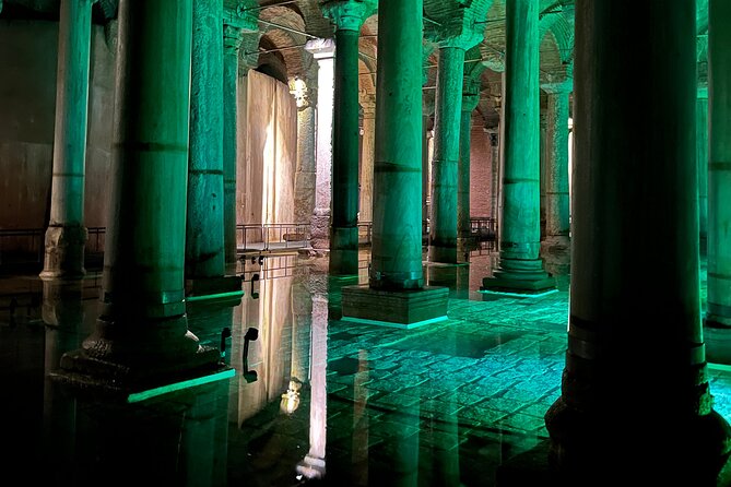 Private Tour to Historical Peninsula in Istanbul - The Hippodrome’s obelisk and serpent column